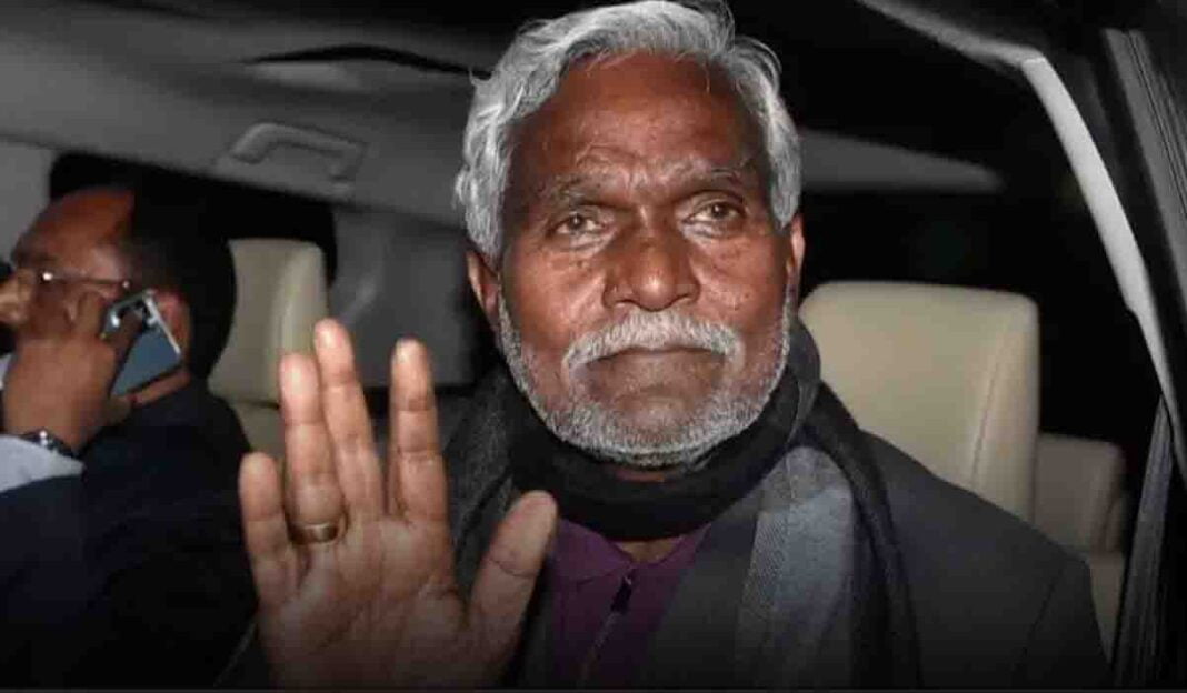 Champai Soren's Delhi Trip Stirs Speculation About Possible BJP Switch