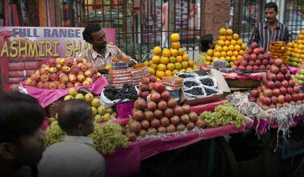 Delhi High Court Seeks Responses on Vendors’ Demolition Challenge